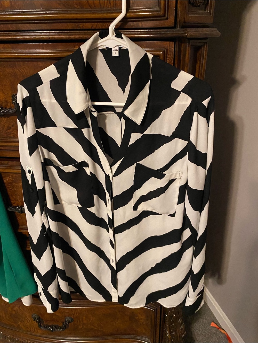 Express zebra animal portofino blouse